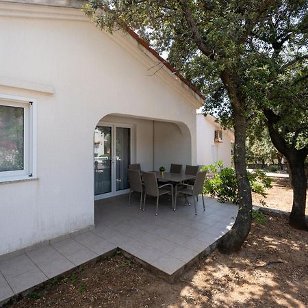 Apartments With A Parking Space Mandre, Pag - 16836 Exterior photo